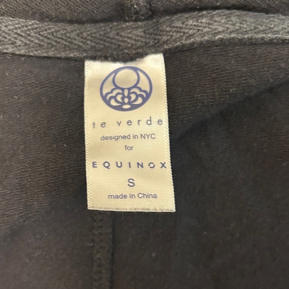 Te Verde Black Women's Cardigan - Picture 2 of 2